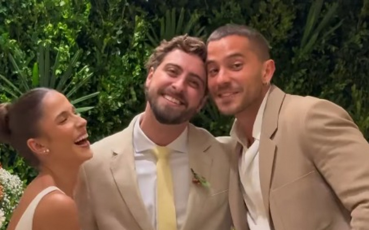 Eike Duarte e Nat&aacute;lia Vivacqua se casaram neste s&aacute;bado