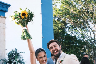 Eike Duarte se casa com Natália Vivacqua no Rio