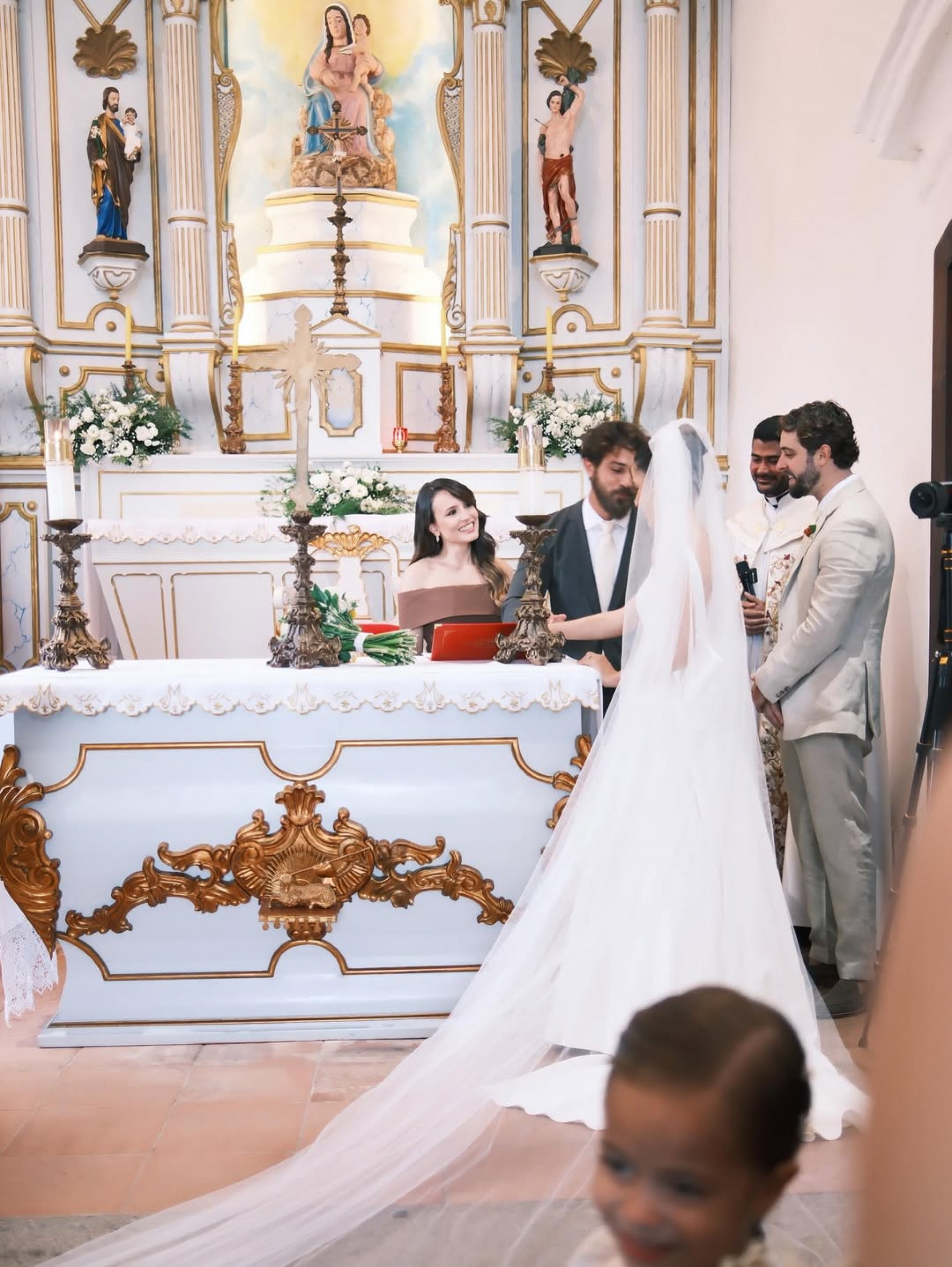 Larissa Manoela e André Luiz Frambach foram padrinhos do casamento de Eike e Natália - Reprodução do Instagram