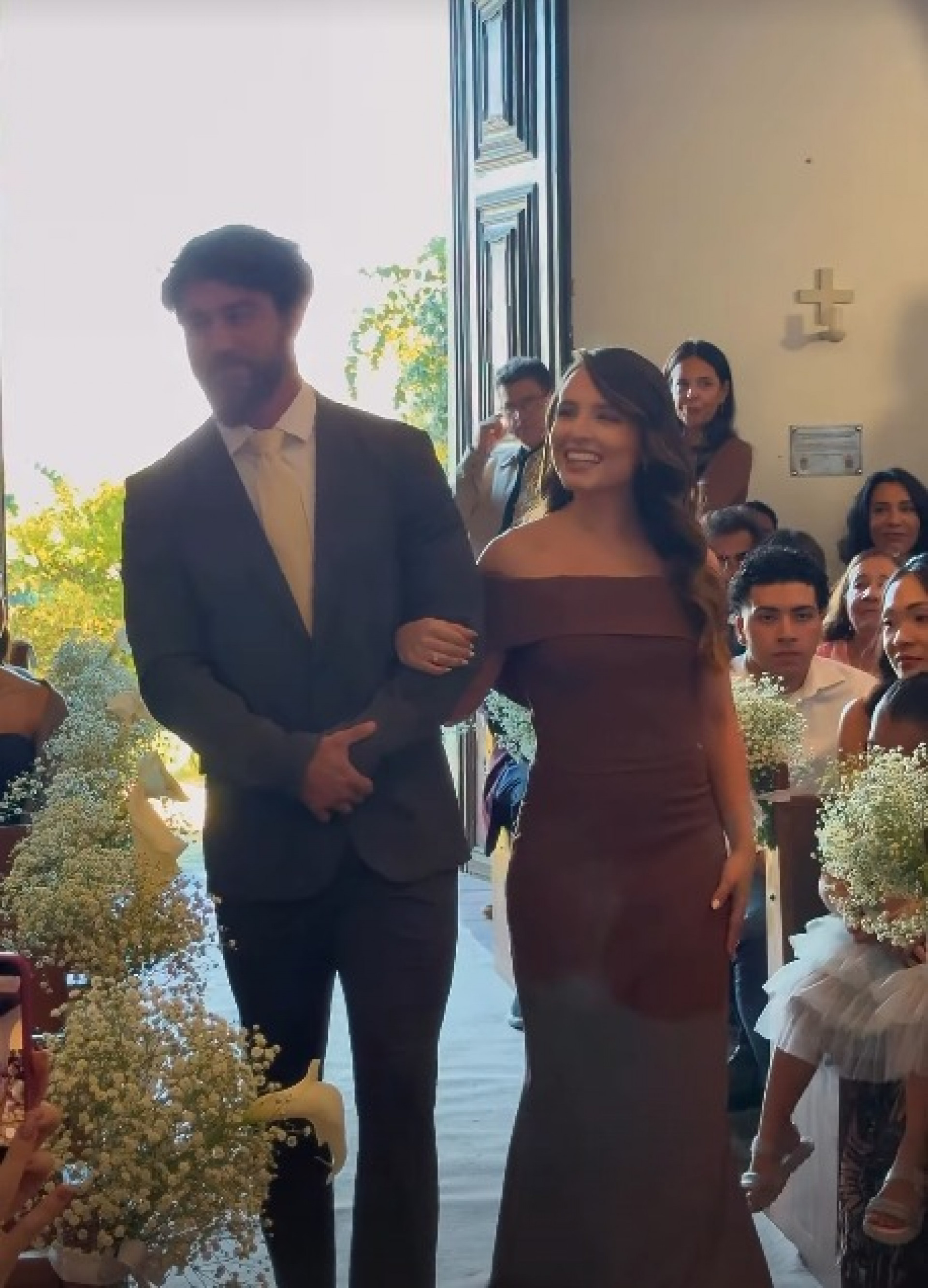 Eike Duarte e Natália Vivacqua se casaram neste sábado - Reprodução / Instagram