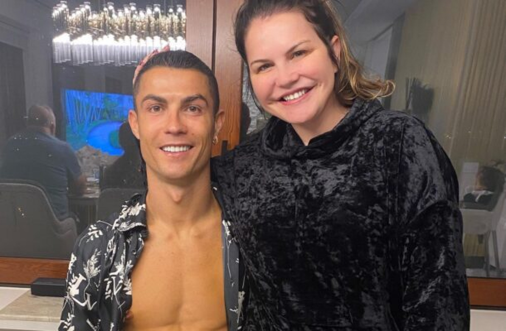 Irm&atilde; de Cristiano Ronaldo se hospeda em apartamento de R$ 20 milh&otilde;es durante a Copa
