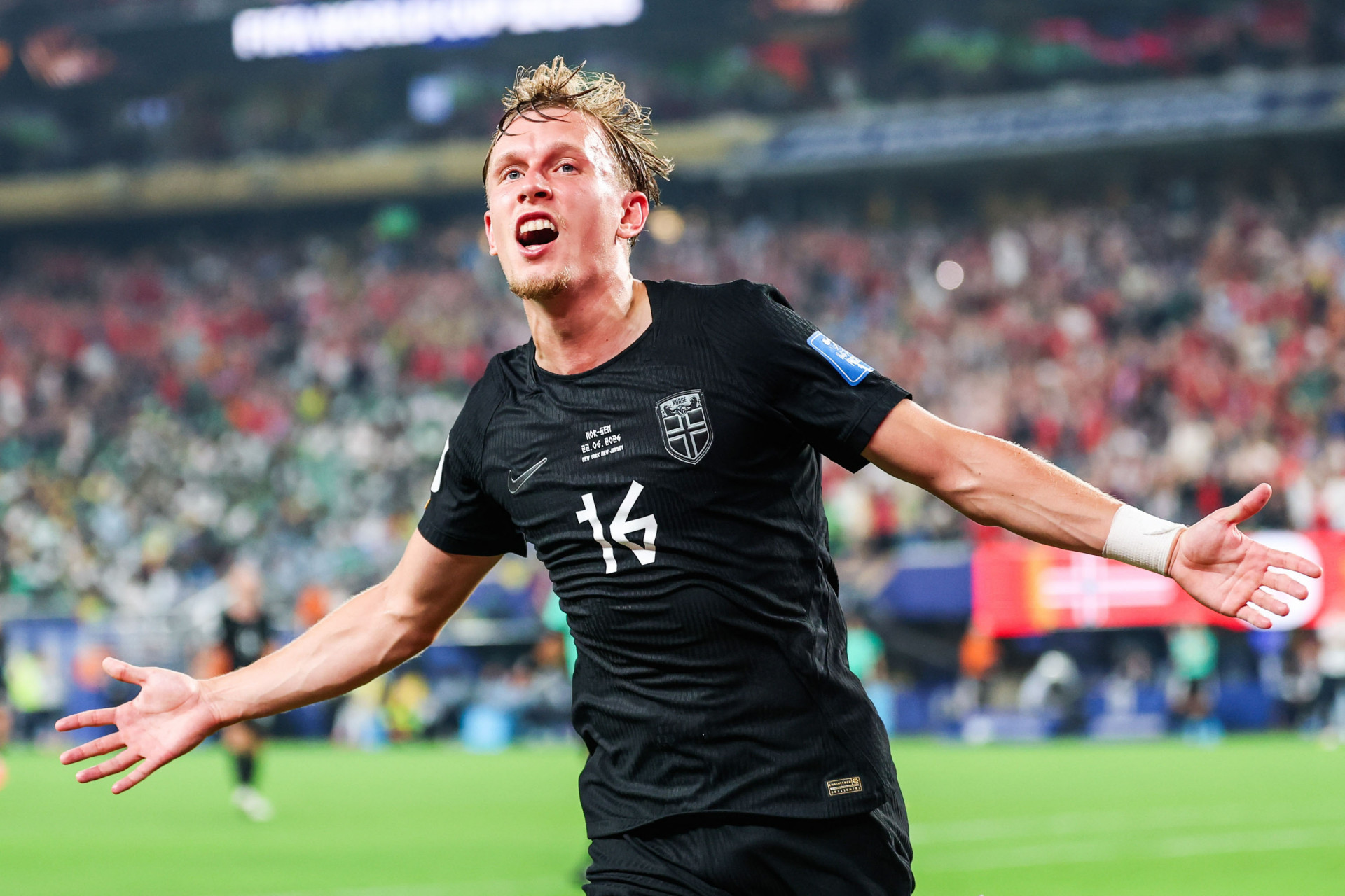 Marcus Holmgren Pedersen, jogador da Noruega, comemora seu gol durante a partida entre Noruega x Senegal, válida pela segunda rodada do Grupo I da fase de grupos da Copa do Mundo FIFA de 2026, no Estádio Nova York-Nova Jersey, em East Rutherford, Estados Unidos, nesta segunda-feira (22). - William Volcov/Parceiro/Agência O Dia