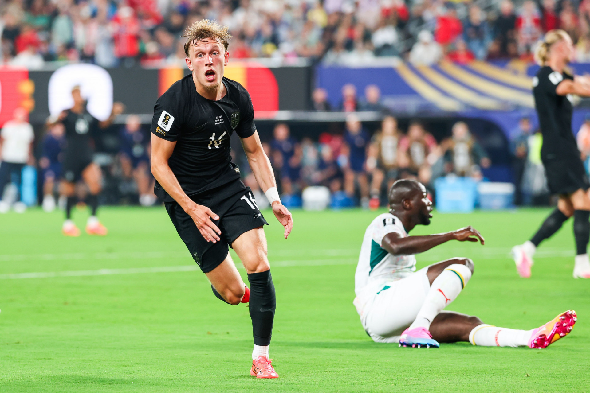 Marcus Holmgren Pedersen, jogador da Noruega, comemora seu gol durante a partida entre Noruega x Senegal, válida pela segunda rodada do Grupo I da fase de grupos da Copa do Mundo FIFA de 2026, no Estádio Nova York-Nova Jersey, em East Rutherford, Estados Unidos, nesta segunda-feira (22). - William Volcov/Parceiro/Agência O Dia