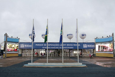 Expo Macaé transforma aniversário da cidade em vitrine do agronegócio, da tradição rural e da paixão pelo rodeio