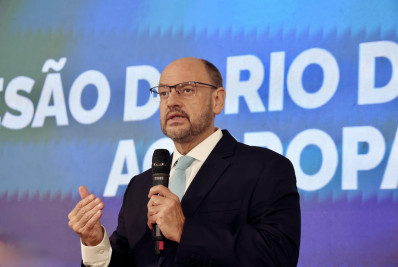 Caça a fantasmas na máquina pública