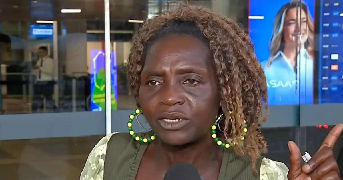 Barrada no Panamá, imigrante mora em aeroporto há seis meses e espera documentos para rever filho