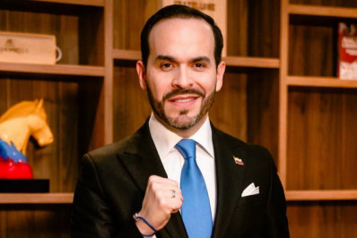 Candidato de extrema-direita é eleito presidente da Colômbia