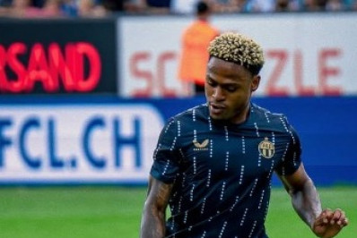 Equipe dos EUA tem interesse, e Botafogo avança em negociações por volante colombiano