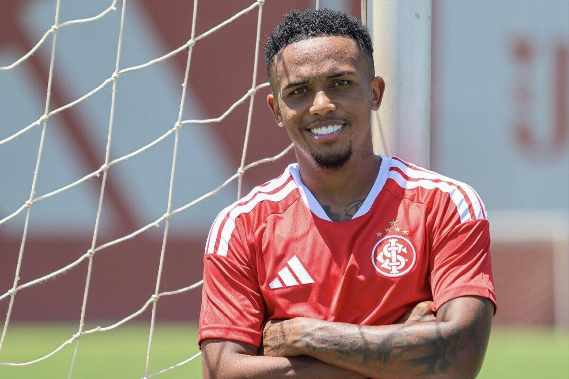 Kayky passa por cirurgia e desfalca o Internacional