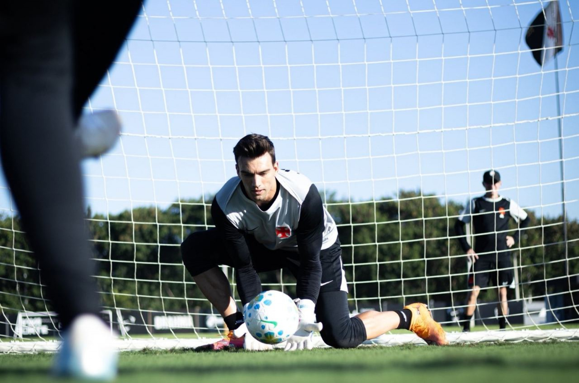 Vasco se reapresenta sem t&eacute;cnico e inicia prepara&ccedil;&atilde;o para o segundo semestre