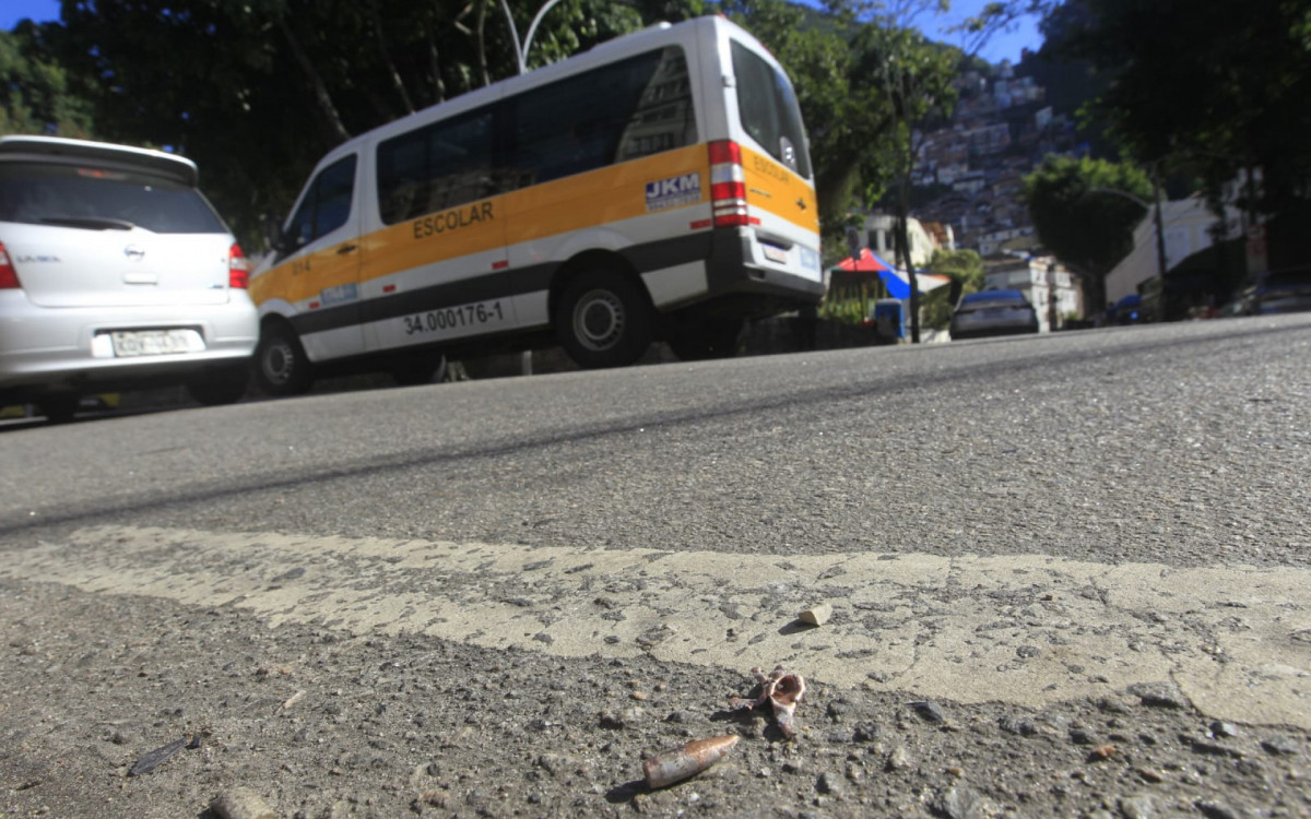 Tiros acertaram a Igreja Metodista em Botafogo, na Rua São Clemente