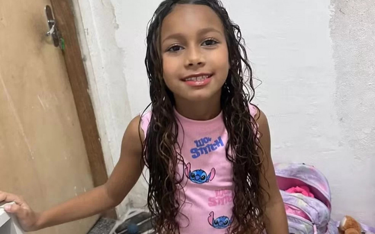 Eduarda Cruz dos Santos Bastos, de 7 anos, foi morta com um tiro na cabeça dentro de casa