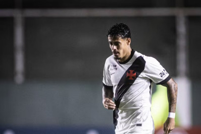 Zagueiro recebe oferta de time dos EUA e pode deixar o Vasco