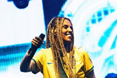 Amanda Amado recebe Farias no Amanda em Casa na Copa com entrada liberada para o setor Arena
