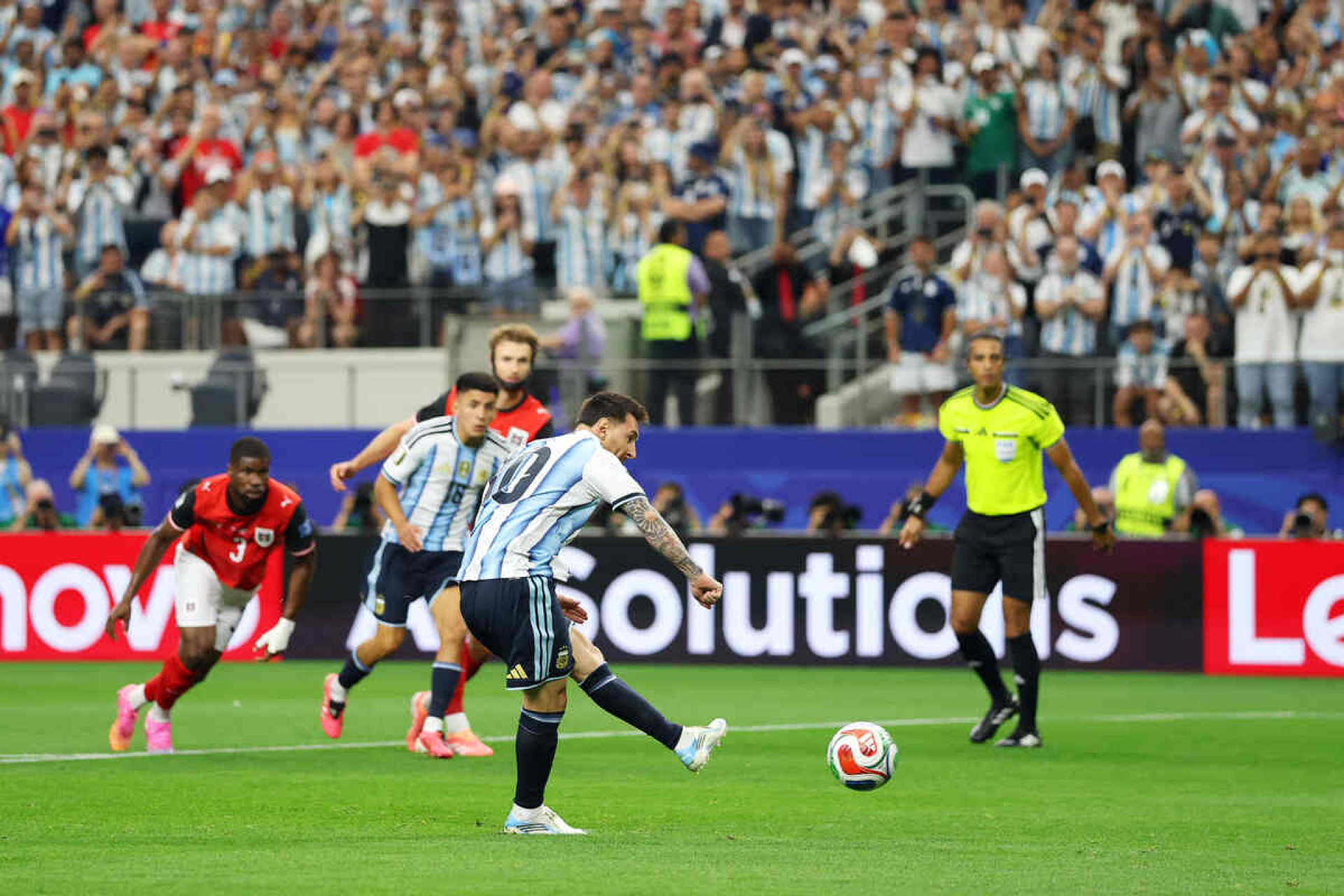 Fifa quer mudar regra do sorteio nos p&ecirc;naltis para o mata-mata da Copa