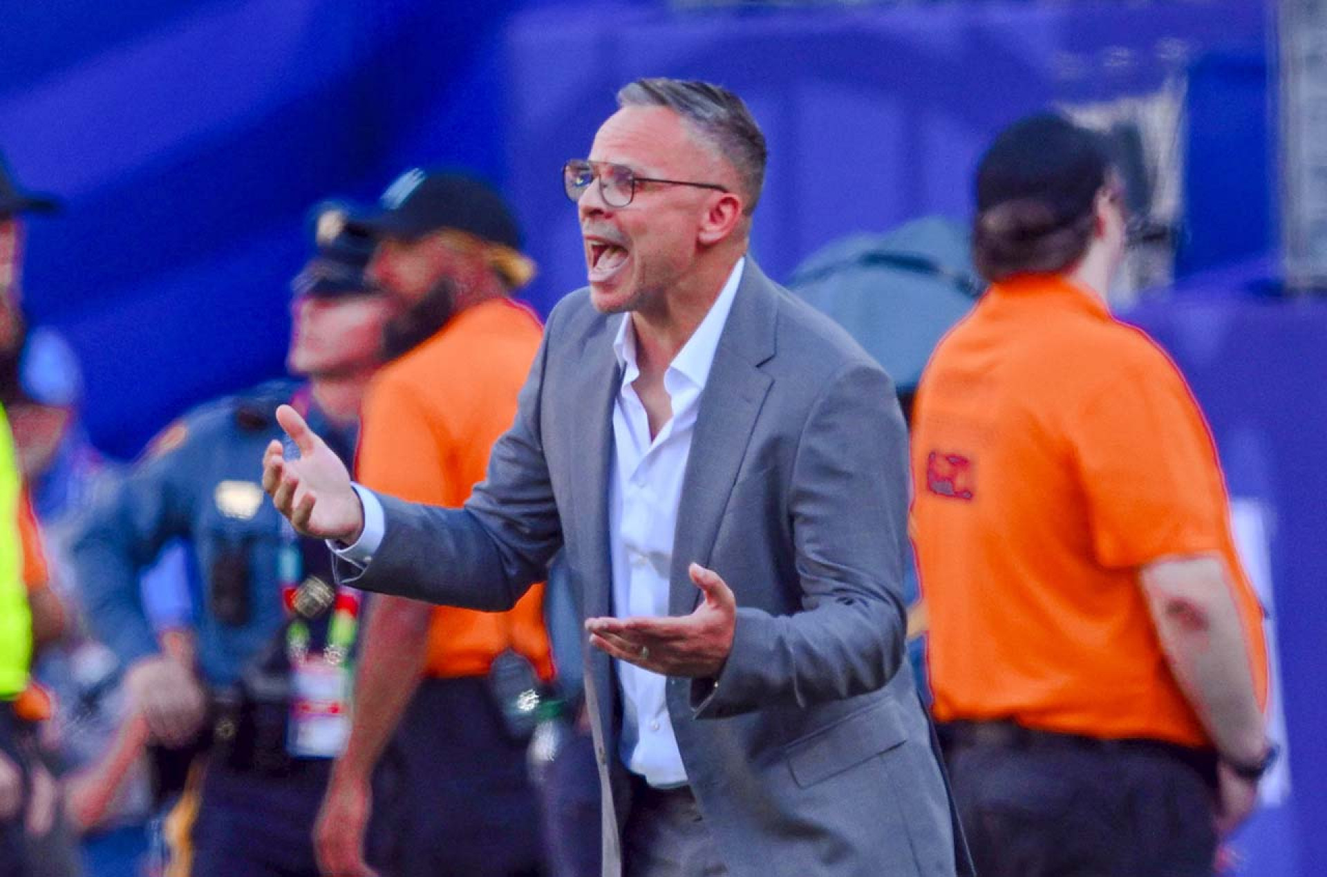 T&eacute;cnico de Marrocos admite dificuldade para fazer gols em meio a “disputa” com Brasil