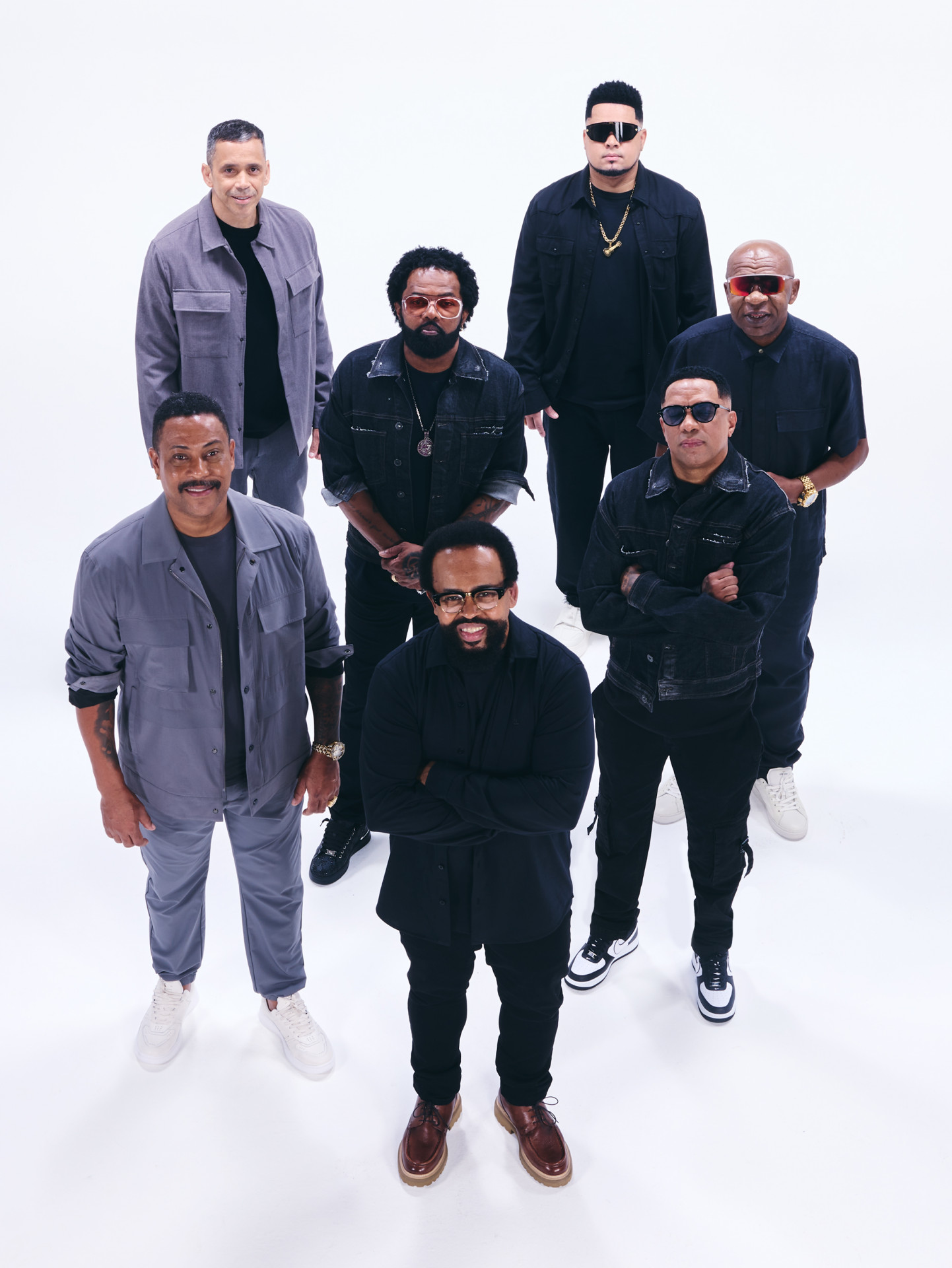 Xande de Pilares e o Grupo Revela&ccedil;&atilde;o estreiam turn&ecirc; de reencontro no Rio - Fernando Young / Divulga&ccedil;&atilde;o