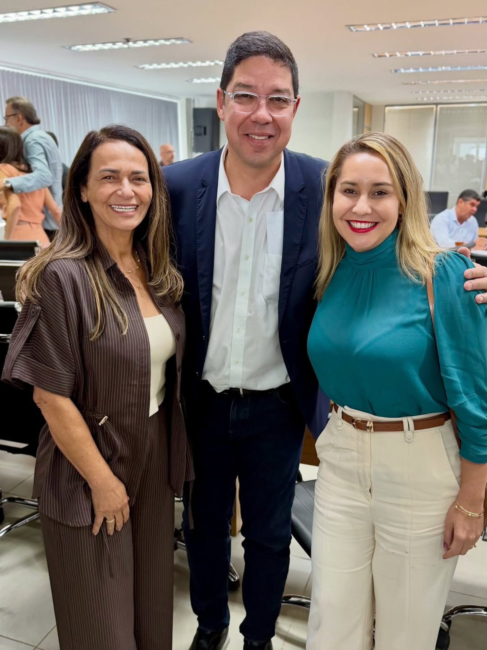 Lucimar Vidal, Altineu Côrtes e Daniela Soares - Reprodução redes sociais