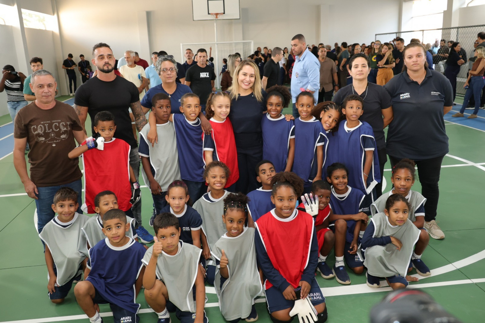 Entrega da quadra poliesportiva da Escola Municipal Orlando Dias - Ascom