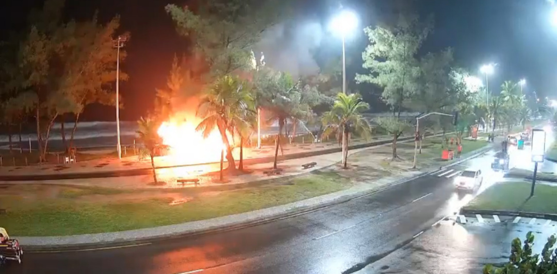 Quiosque na Avenida L&uacute;cio Costa 