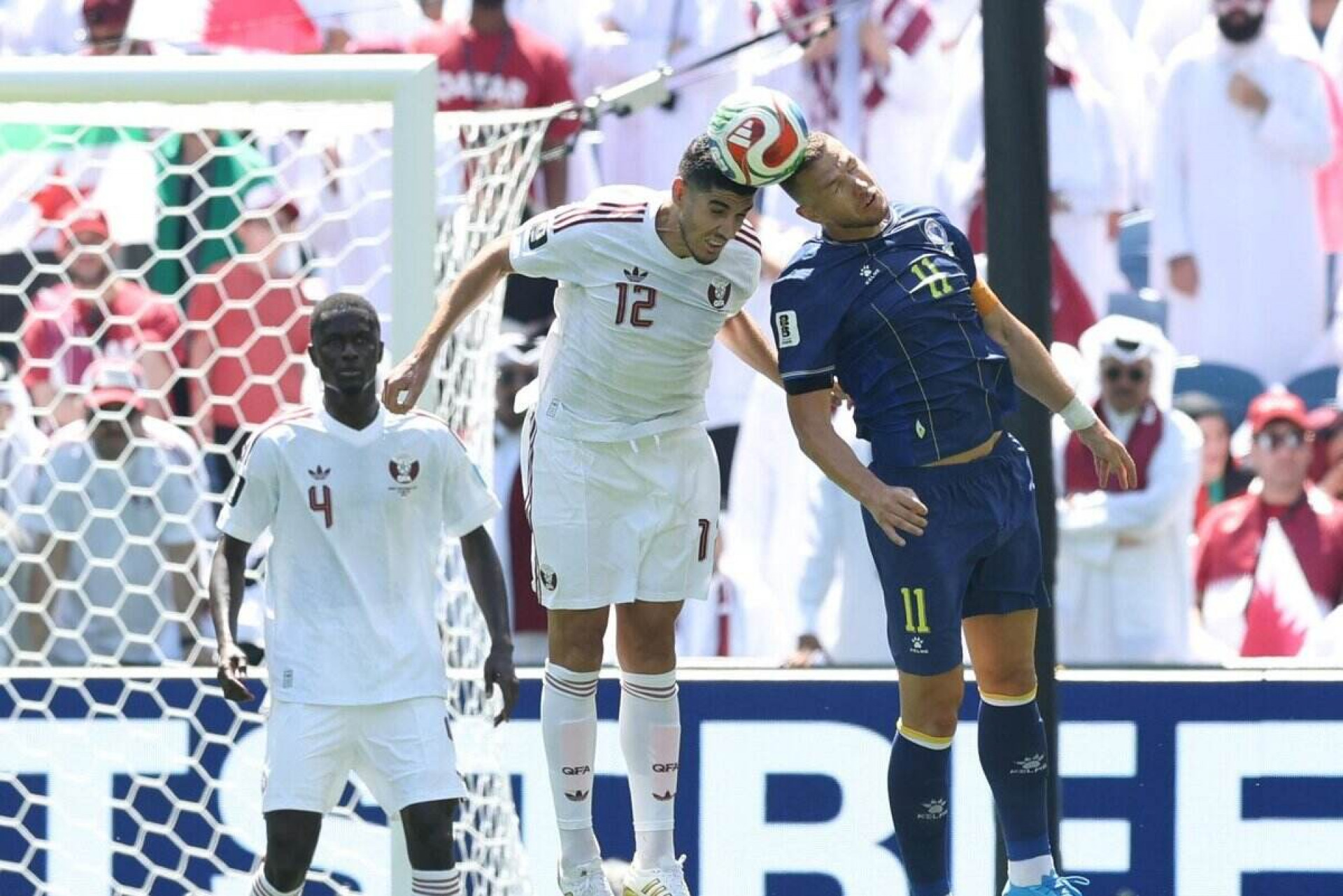 B&oacute;snia elimina o Catar da Copa do Mundo e segue viva de olho no mata-mata