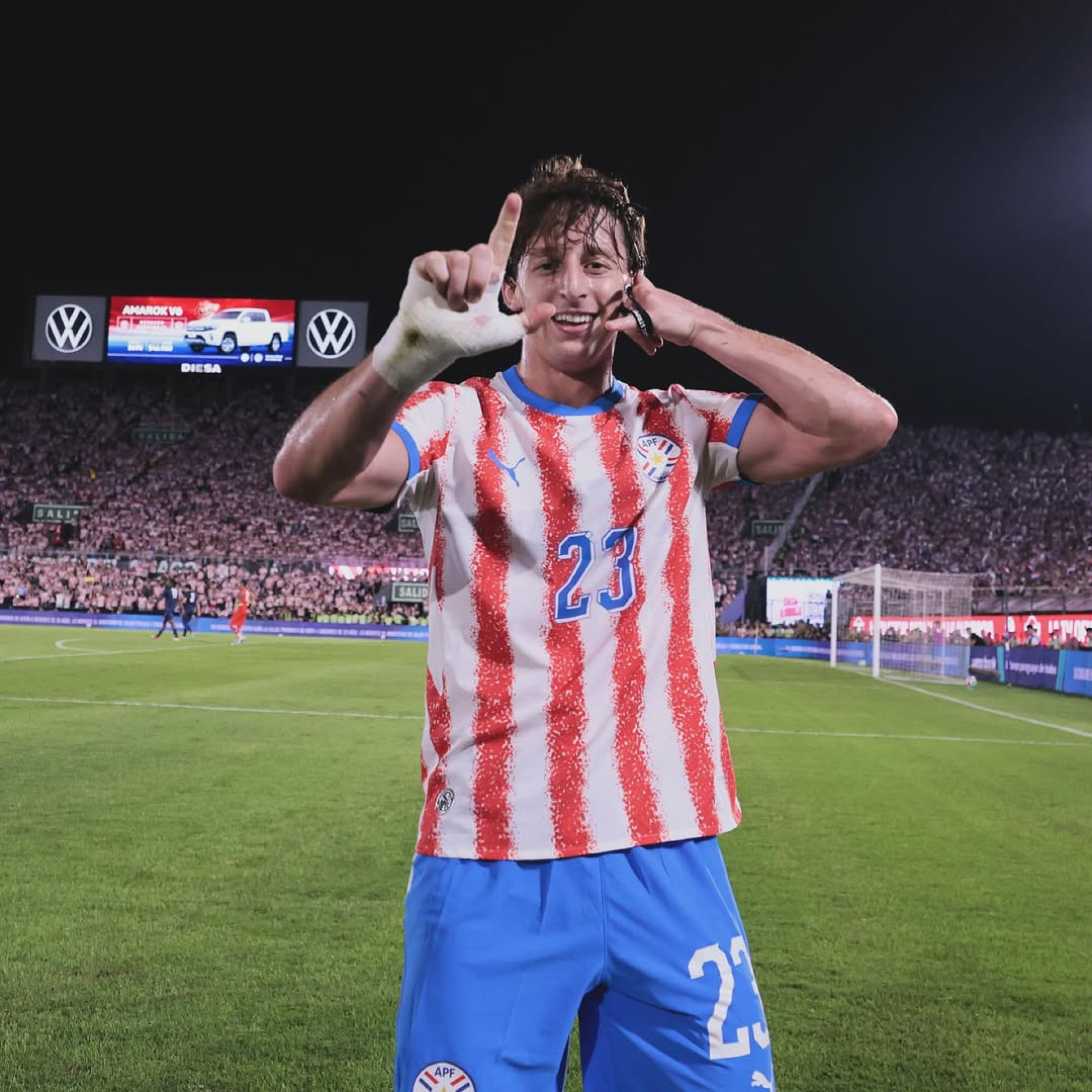 Galarza marcou gol na Turquia