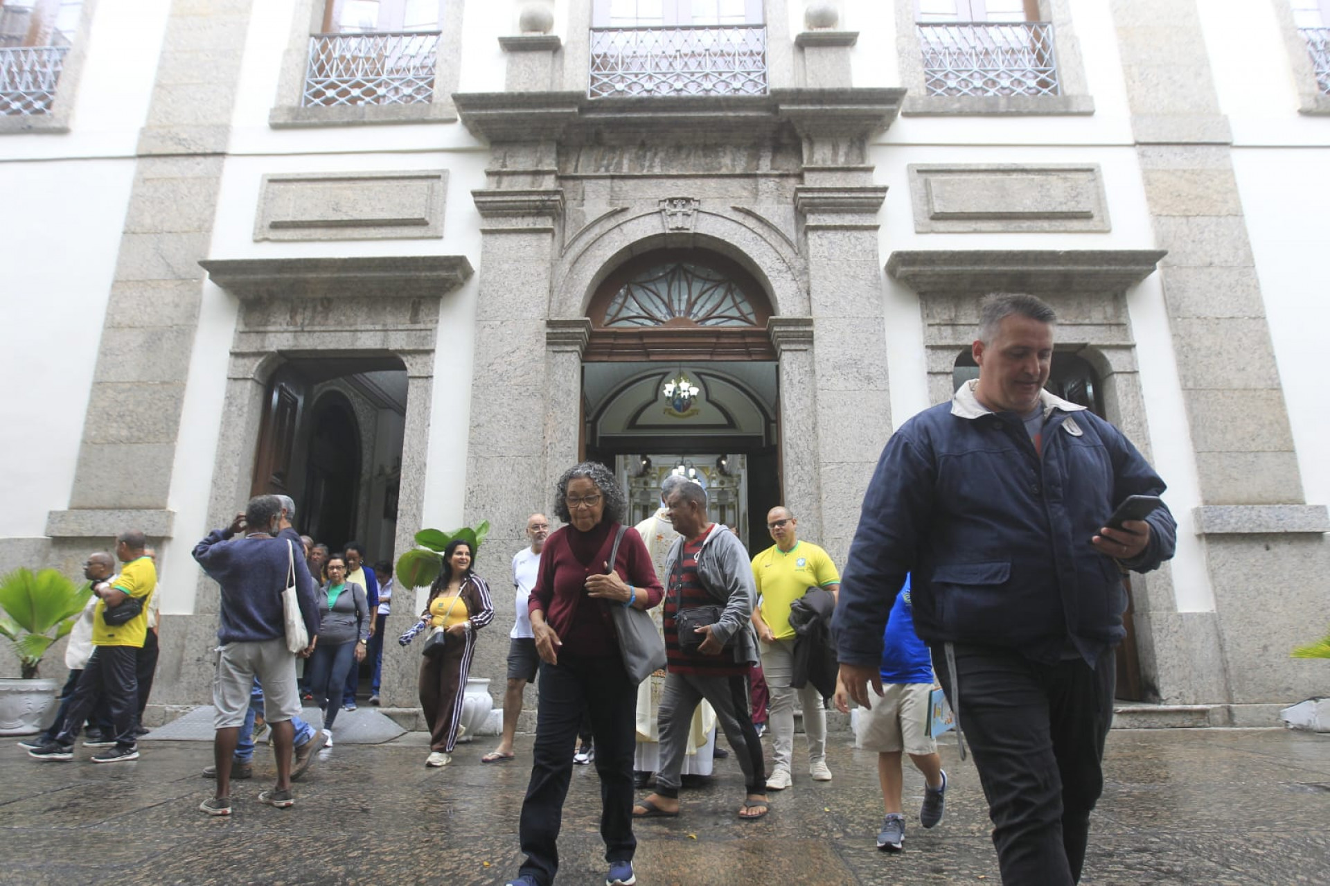 Fiéis lotaram Catedral São João Batista em Niterói - Reginaldo Pimenta/Agência O DIA
