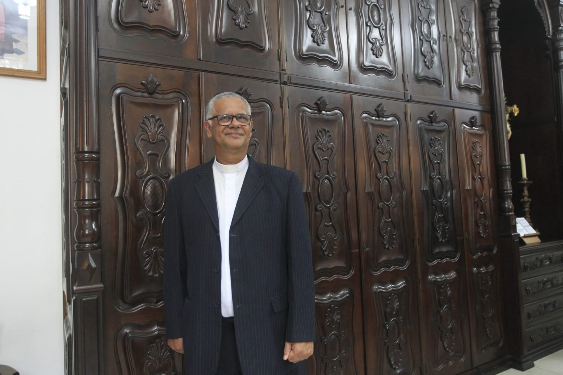 Padre Luiz Cássio celebrou uma das missas no Dia de São João Batista em Niterói - Reginaldo Pimenta/Agência O DIA
