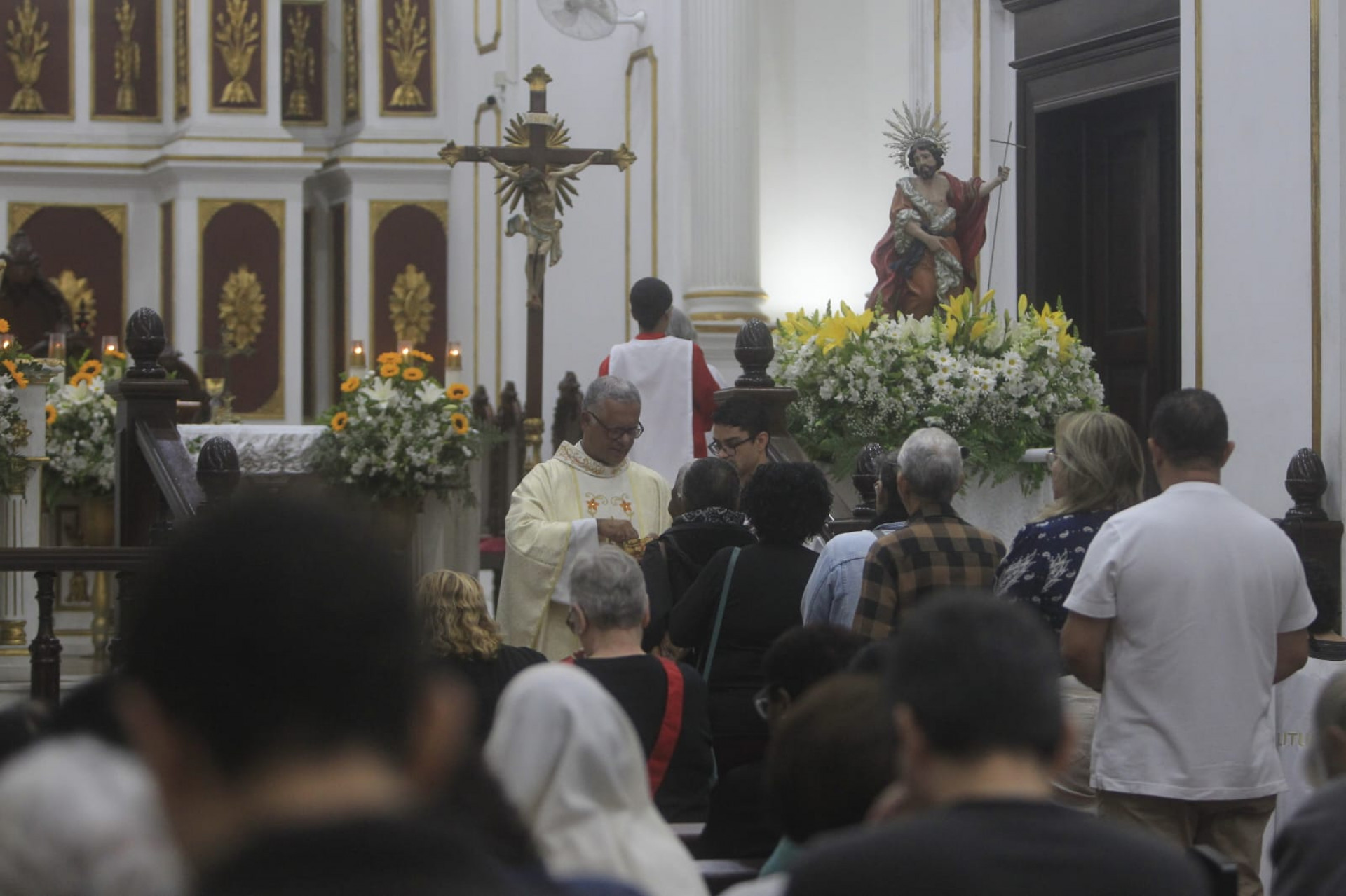 Fiéis lotaram Catedral de São João Batista em Niterói - Reginaldo Pimenta/Agência O DIA