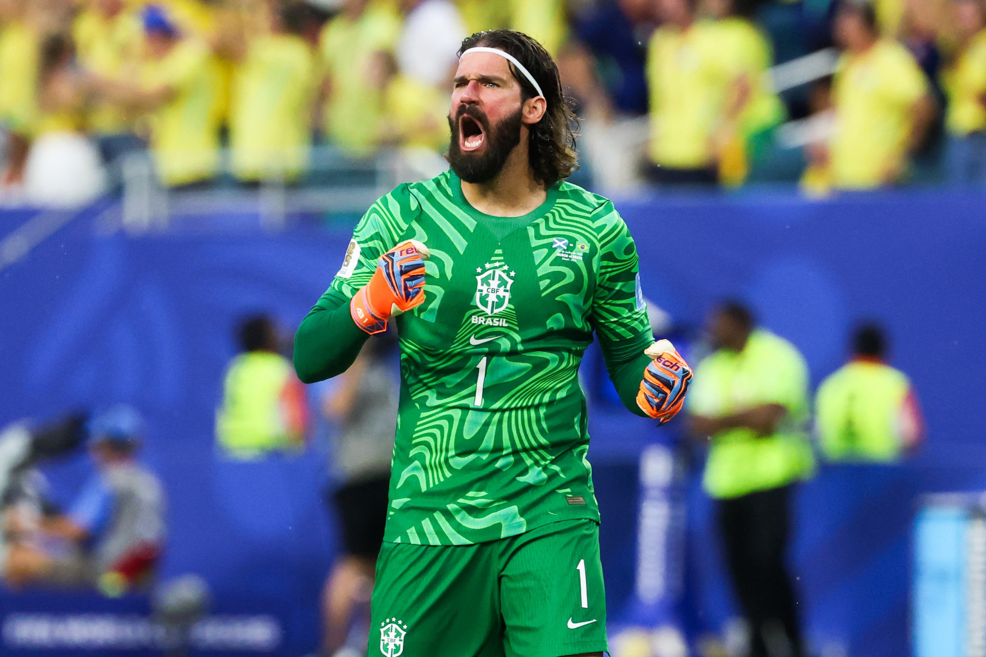 Alisson comemora o gol do Brasil - William Volcov/Parceiro/Ag&ecirc;ncia O Dia