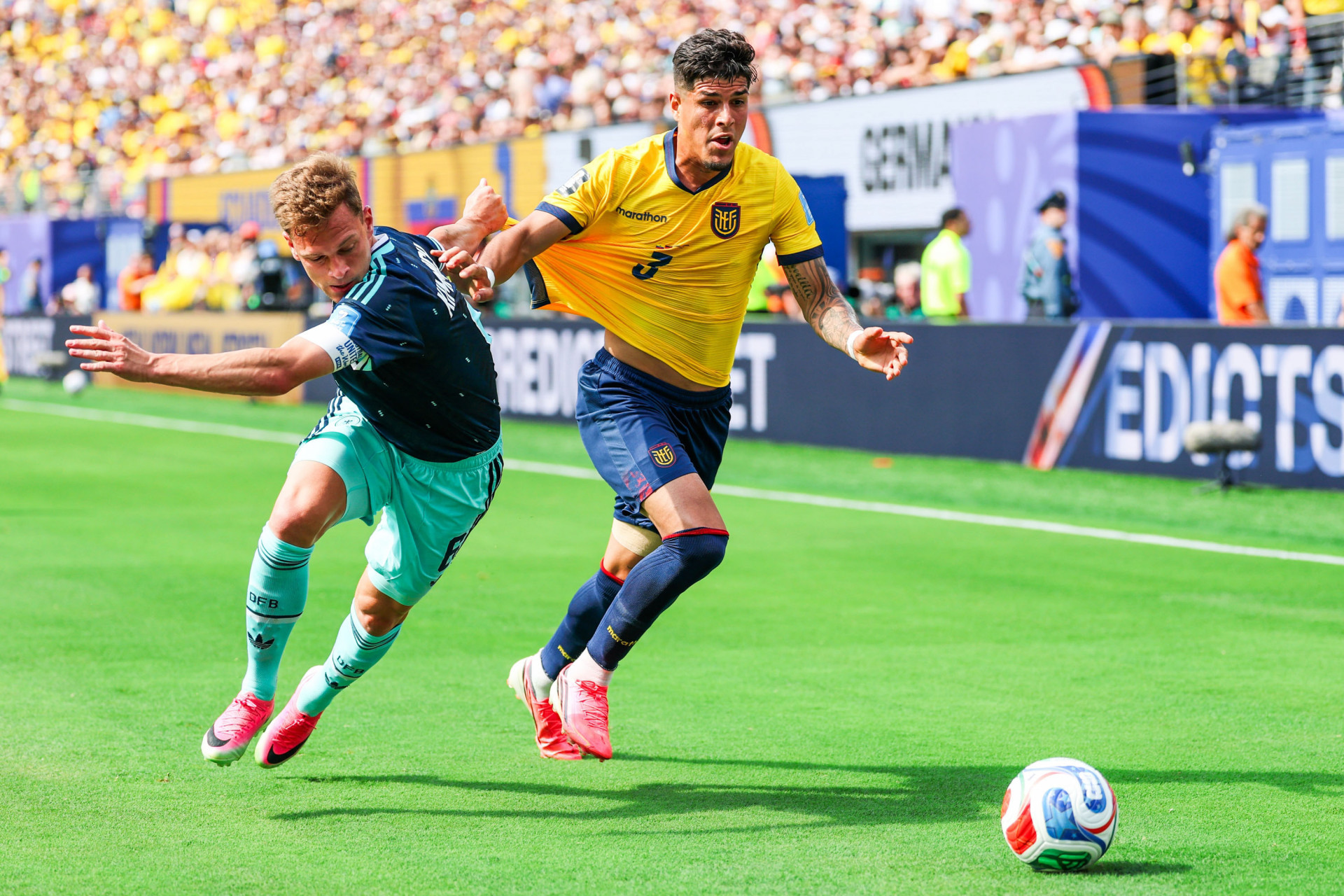 Equador e Alemanha se enfrentaram pela 3&ordf; rodada da fase de grupos da Copa do Mundo - William Volcov/Parceiro/Ag&ecirc;ncia O Dia