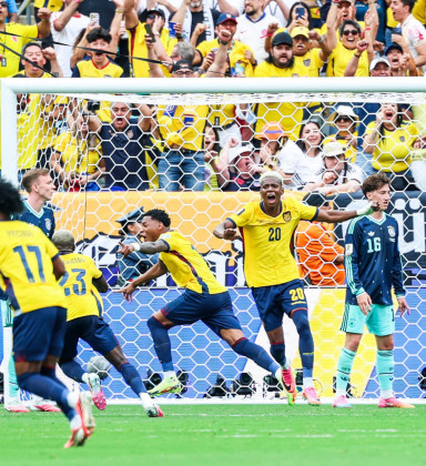 Plata marca, Equador vence a Alemanha e vai ao mata-mata da Copa do Mundo