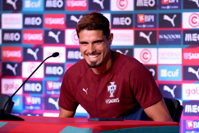 Atacante de Portugal destaca admiração por Neymar: 'Marcou minha infância'