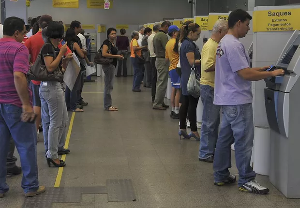 Número de agências bancárias no Brasil cai 36% em dez anos, aponta levantamento