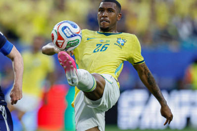 Rayan destaca esforço em estreia como titular e elogia evolução do Brasil na Copa