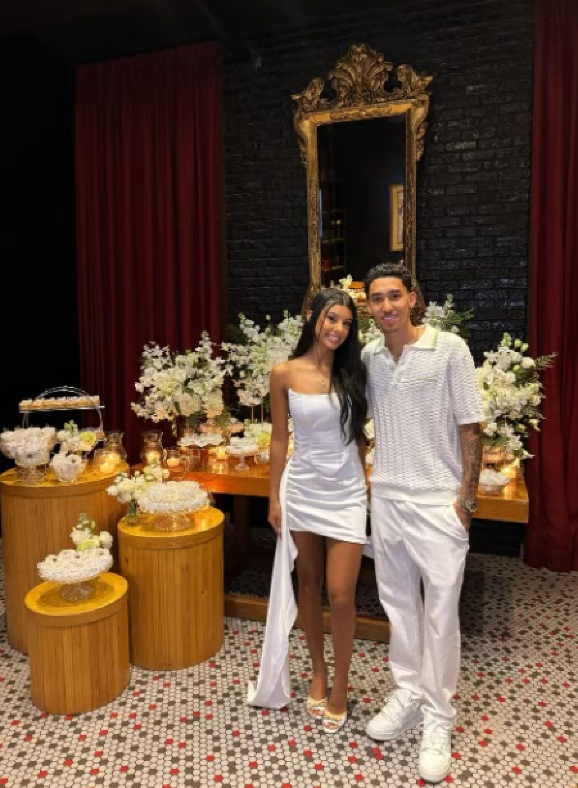 Bella Moura com o marido, o jogador Isaque Silva - Reprodução Instagram