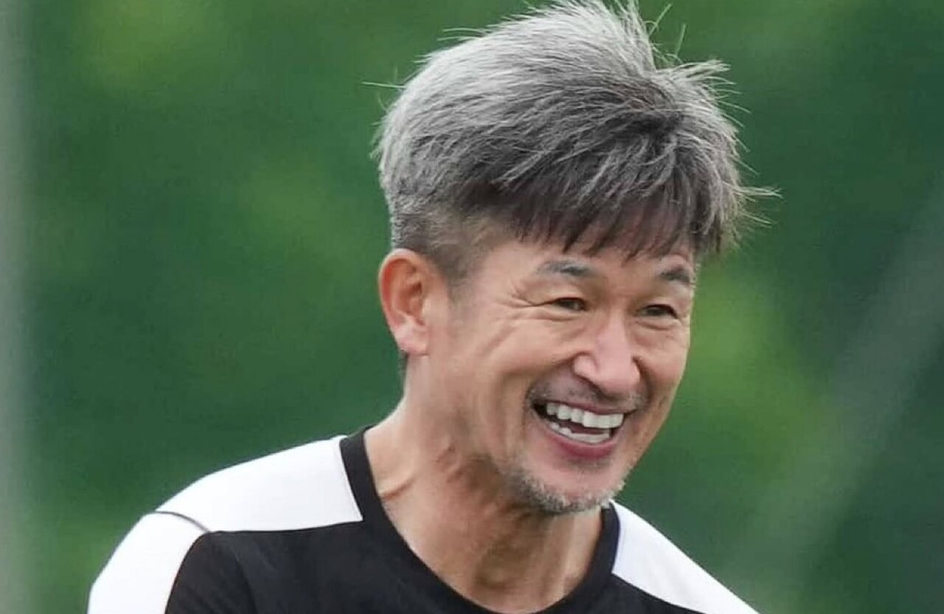 Aos 59 anos, Kazu Miura renova contrato e jogar&aacute; a 42&ordf; temporada como profissional