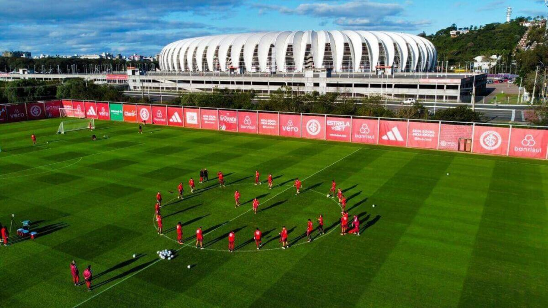 S&atilde;o Paulo encaminha jogo-treino contra o Internacional na intertemporada