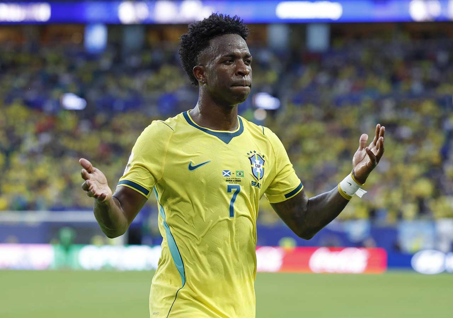 Vini Jr entra no top 4 da Fifa ap&oacute;s show contra a Esc&oacute;cia. Messi lidera ranking
