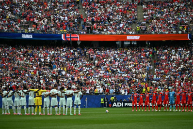 Jogos da Copa homenageiam vítimas dos terremotos na Venezuela
