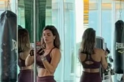 Kelly Key mostra resultado de treino na academia e faz piada: 'A quarentona está podendo'