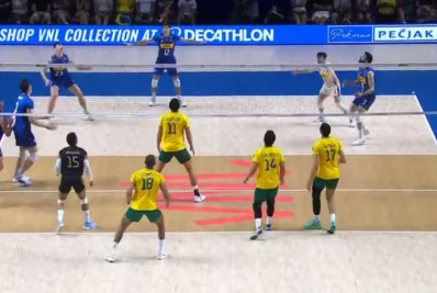 Seleção brasileira de vôlei perde para a Itália na Liga das Nações