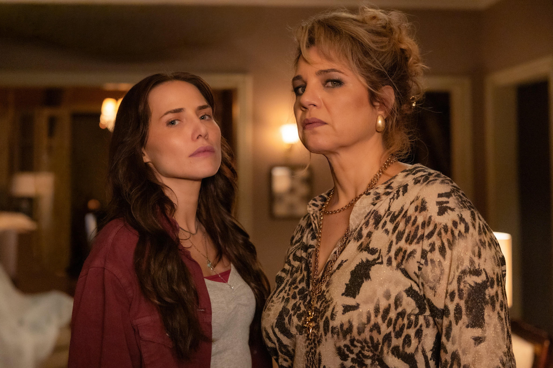 Adriana (Leticia Colin) &eacute; alvo das arma&ccedil;&otilde;es de Pilar (Isabel Teixeira) - Globo/ Beatriz Damy