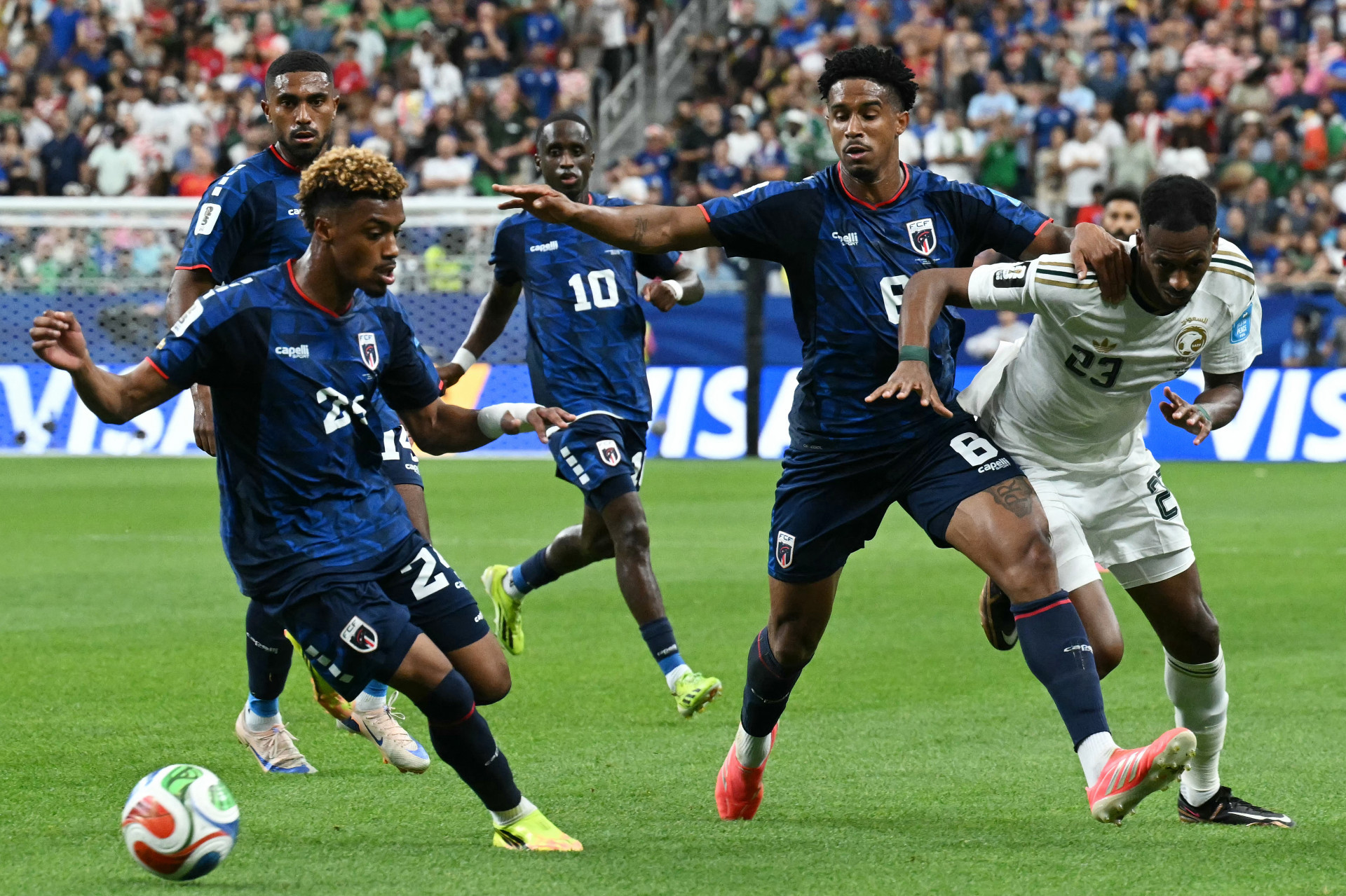Alegria de Cabo Verde e decepção uruguaia: o resumo do 16º dia de Copa