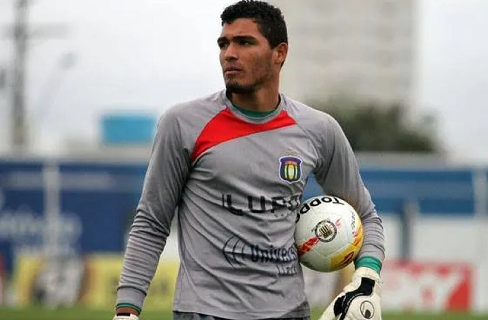Goleiro ex-S&atilde;o Caetano se torna refor&ccedil;o do Boca Juniors