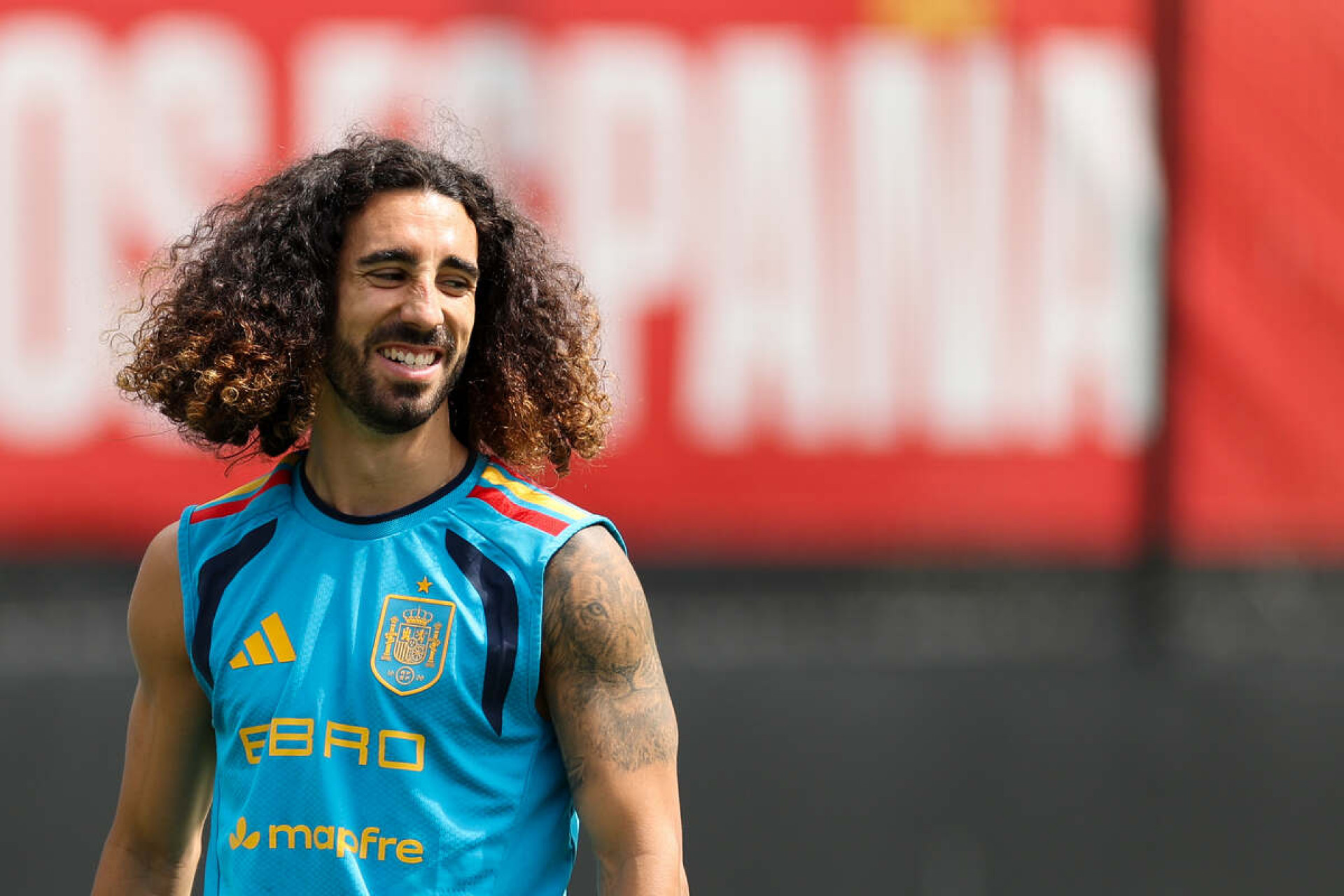 Cucurella revela motivo familiar que pesou na escolha pelo Real Madrid