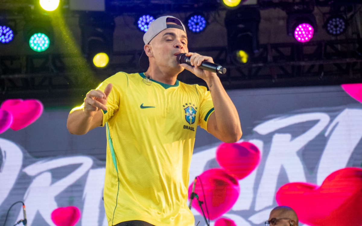Primeiro Amor cantou sucessos do pagode em festa de anivers&aacute;rio do Jornal O DIA