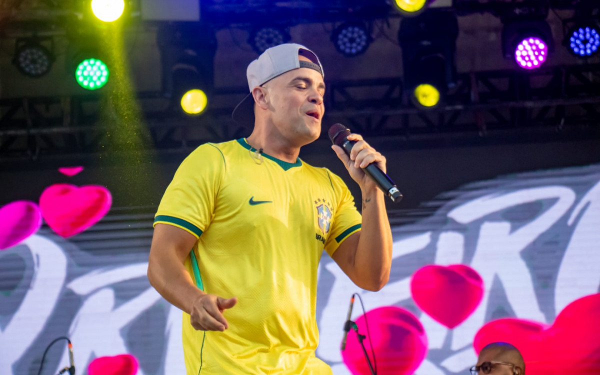 Primeiro Amor cantou sucessos do pagode em festa de anivers&aacute;rio do Jornal O DIA