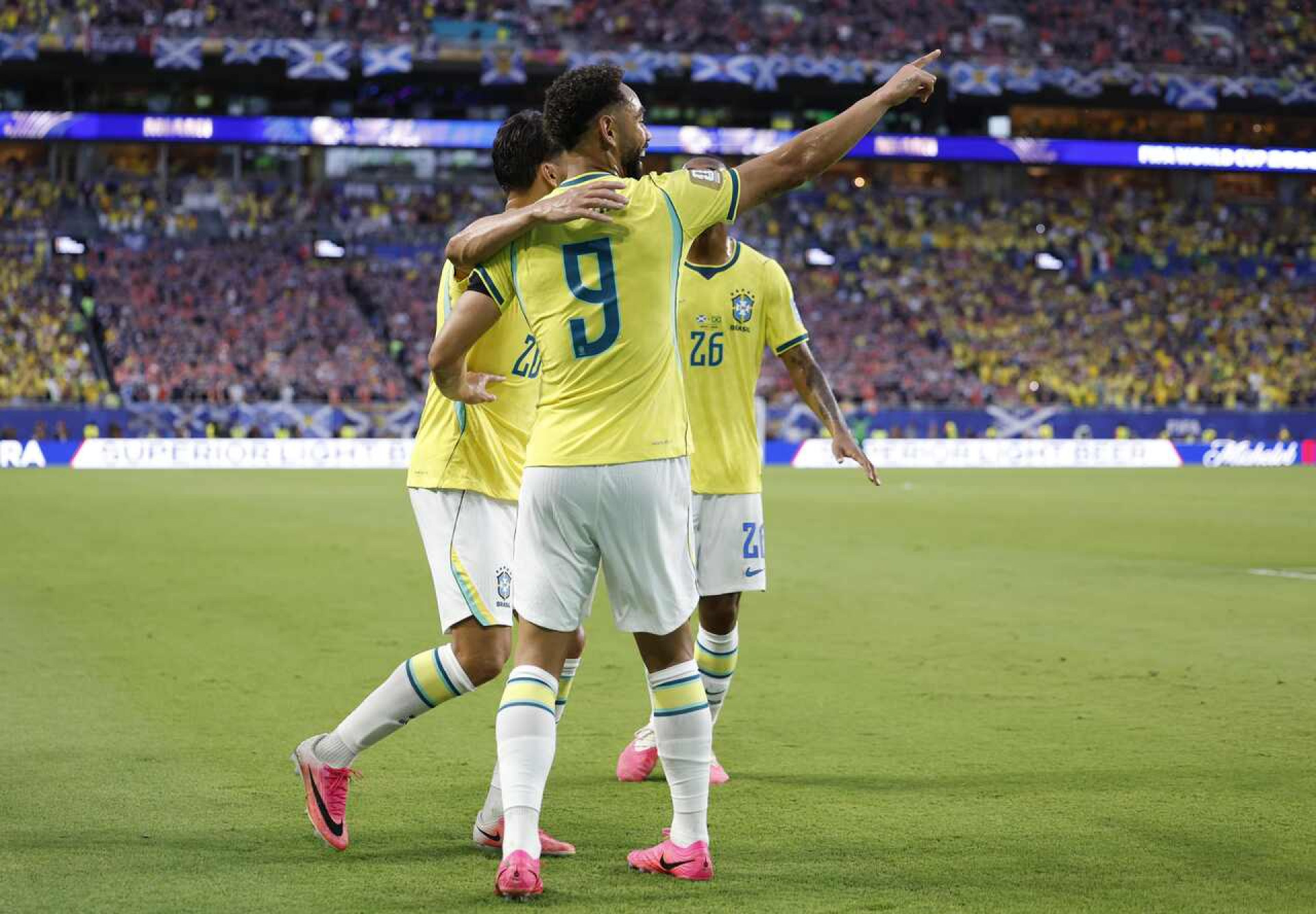 Fifa define uniformes de Brasil e Jap&atilde;o para duelo decisivo na Copa do Mundo
