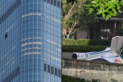 Vídeo: avião colide contra arranha-céu em Pequim, na China